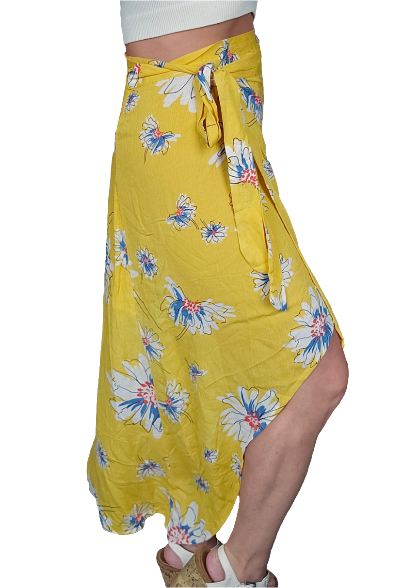 Flowy Yellow Wrap
