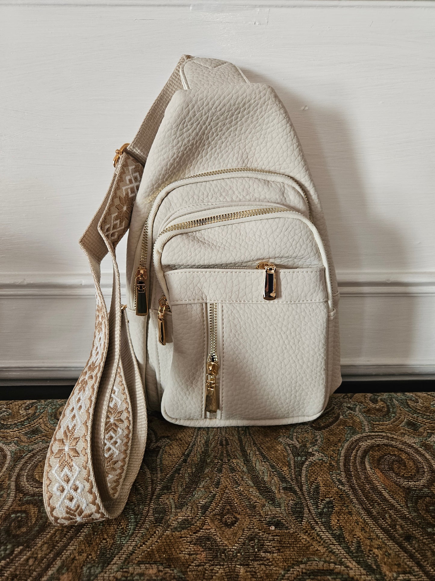 Zeanna Crossbody Bag